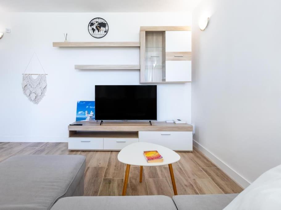 Apartment 47 Amazing Primavera With Wifi, Terrace, Pool *
