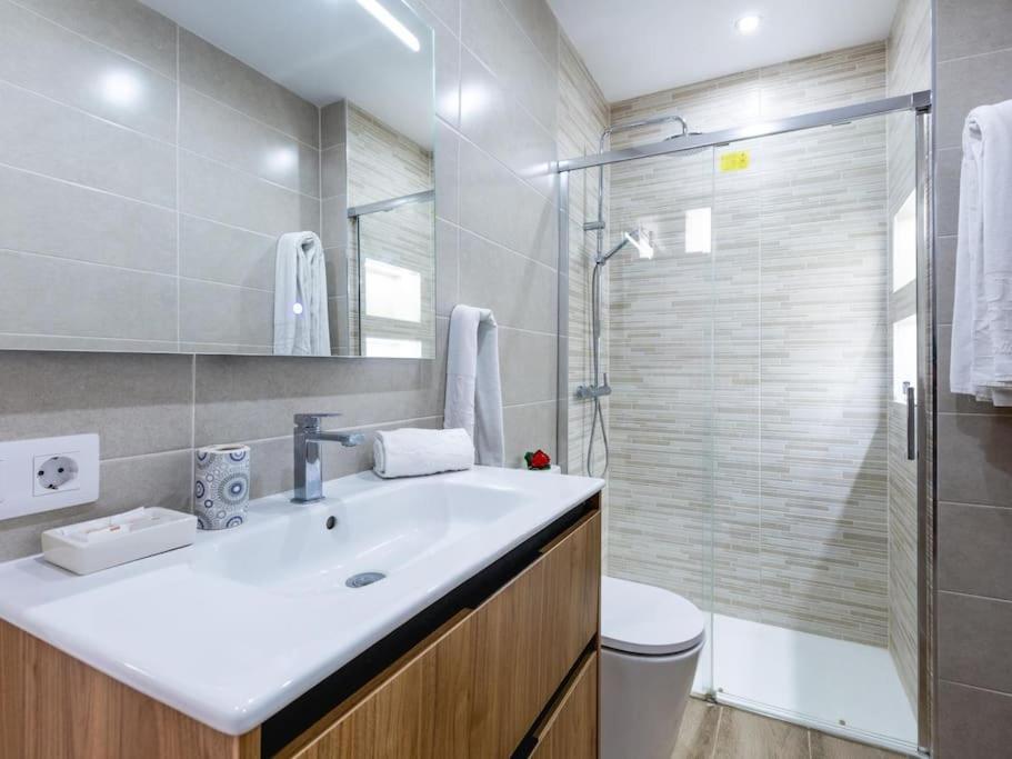 47 Amazing Primavera With Wifi, Terrace, Pool Apartment *